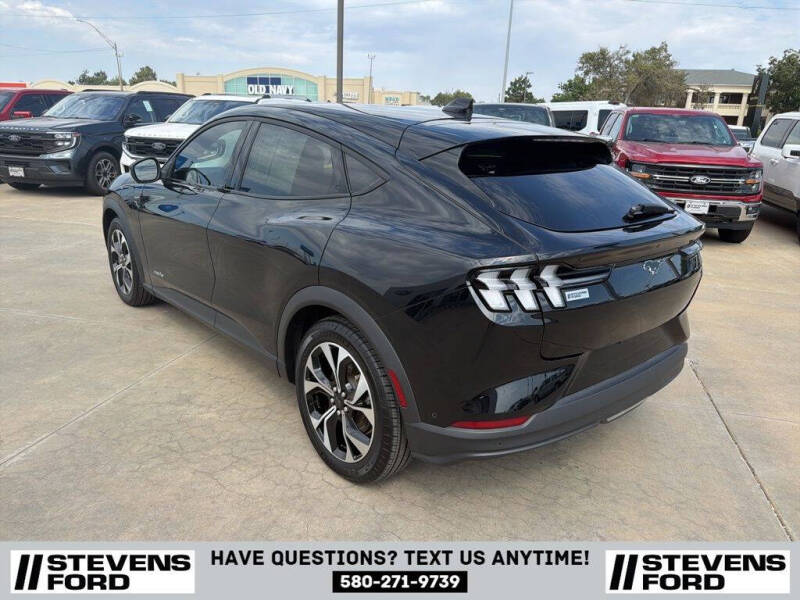 2024 Ford Mustang Mach-E Select