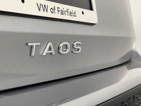 2025 Volkswagen Taos SE