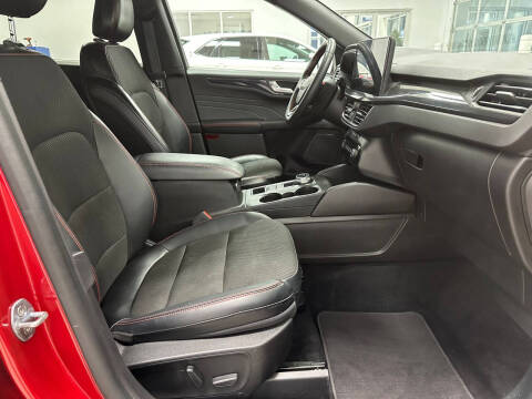 2023 Ford Escape ST-Line Select