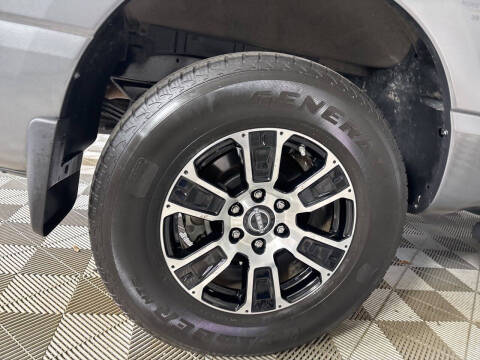 2024 Nissan Titan SV