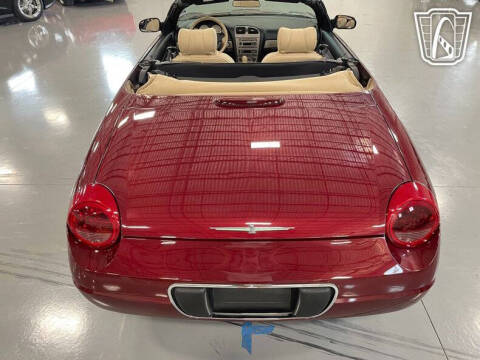 2004 Ford Thunderbird Deluxe