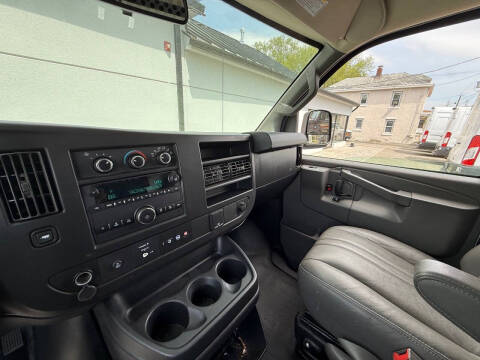 2019 Chevrolet Express 2500