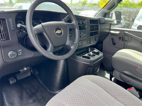 2019 Chevrolet Express 2500