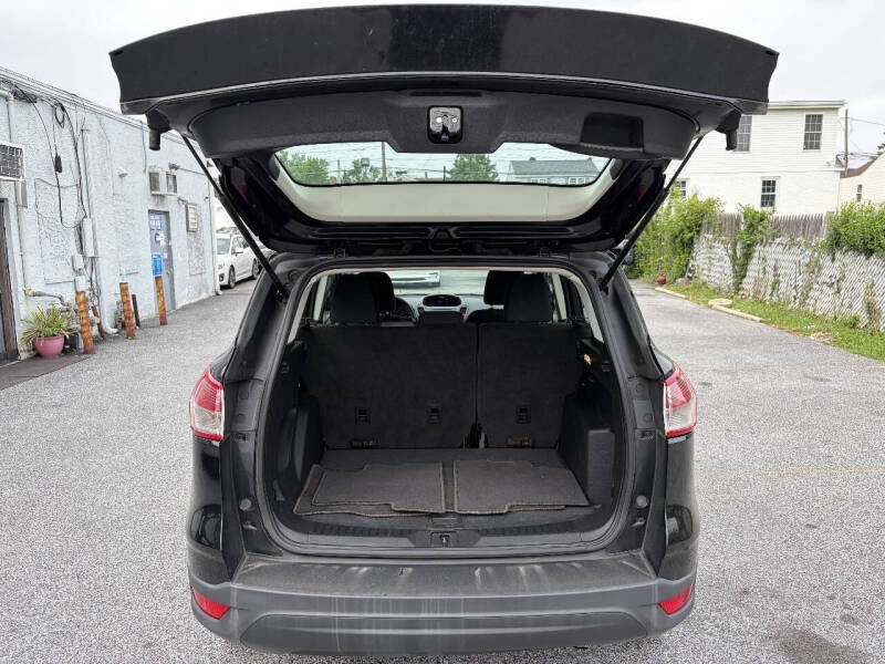 2014 Ford Escape S