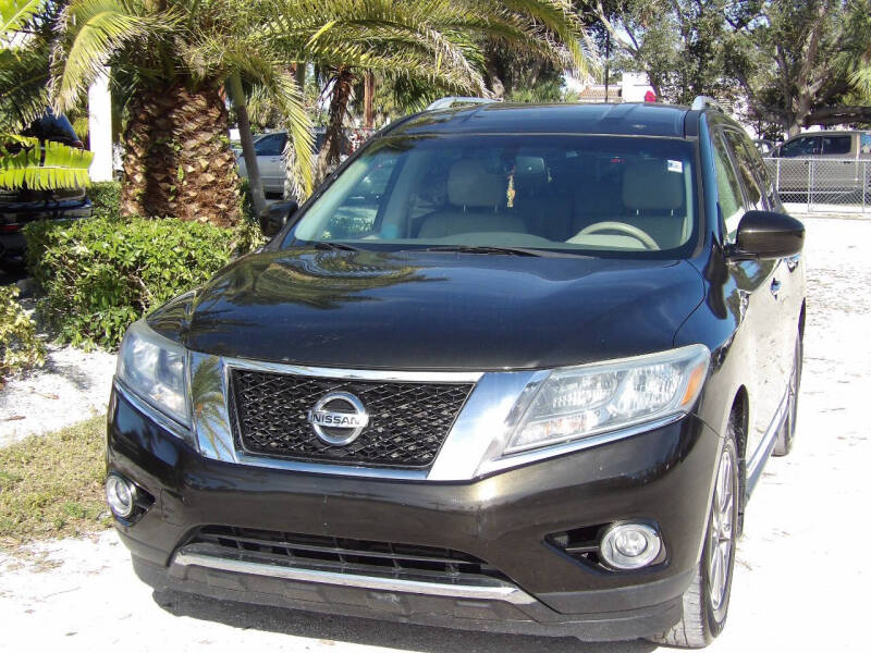 Used 2015 Nissan Pathfinder SL with VIN 5N1AR2MN4FC627959 for sale in Fort Myers, FL