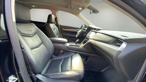 2018 Cadillac XT5 Premium Luxury