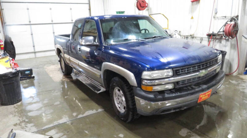 Used 2002 Chevrolet Silverado 1500 LS with VIN 1GCEK19T92Z229441 for sale in Pierre, SD