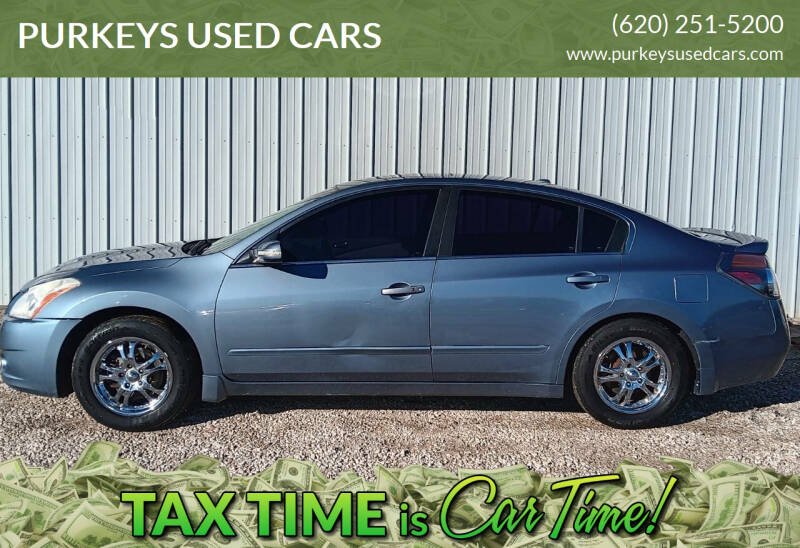2010 Nissan Altima for sale at PURKEYS USED CARS in Coffeyville KS