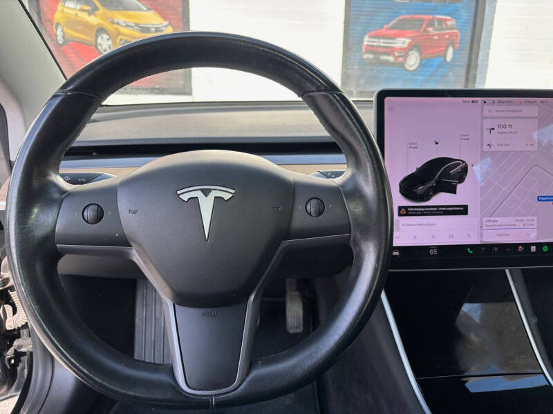 2019 Tesla Model 3 Standard Range