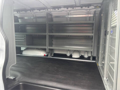 2025 Chevrolet Express 2500