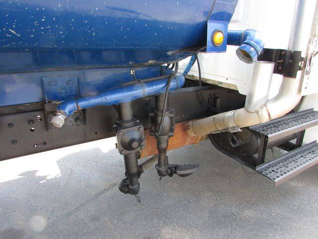 2002 Sterling M8500 Acterra