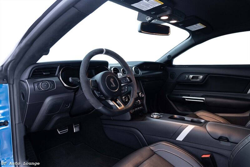 2020 Ford Mustang 39