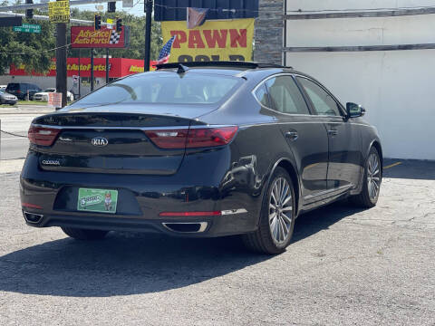 2017 Kia Cadenza Premium