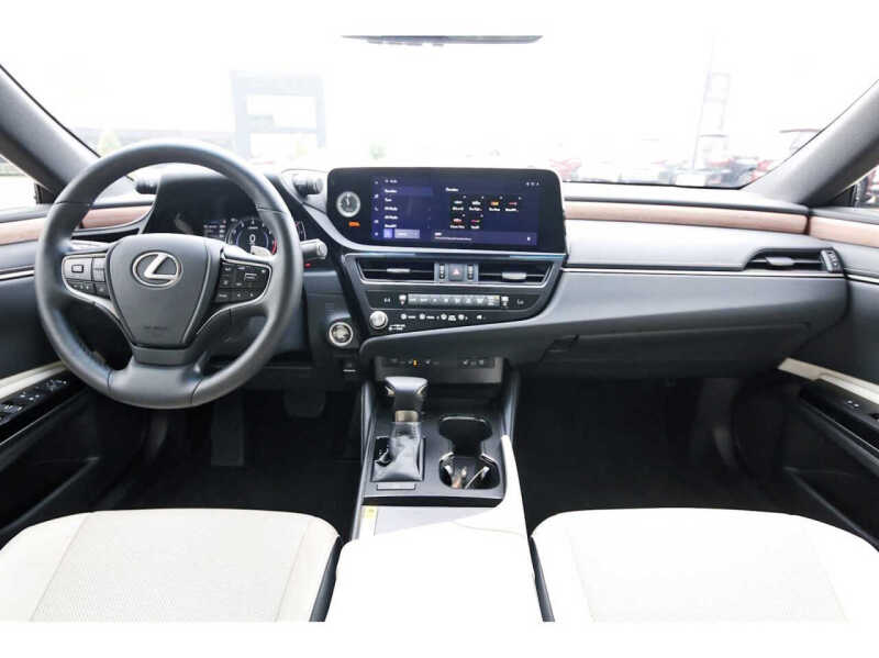 2025 Lexus ES 350