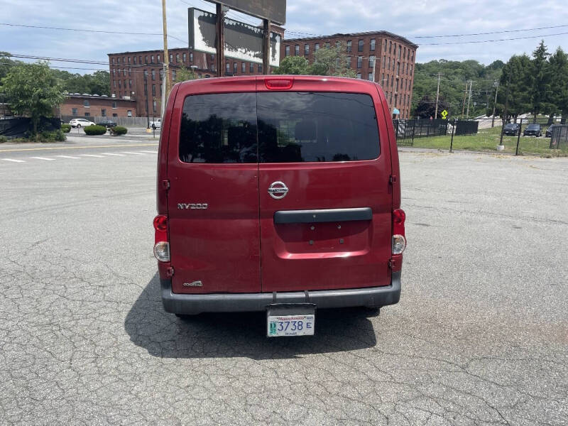 2017 Nissan NV200