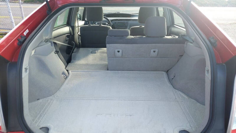 2010 Toyota Prius III