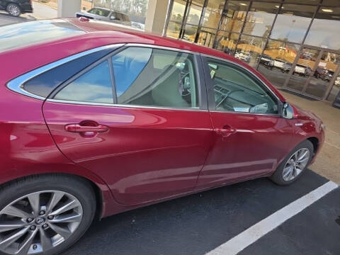 2017 Toyota Camry Hybrid SE