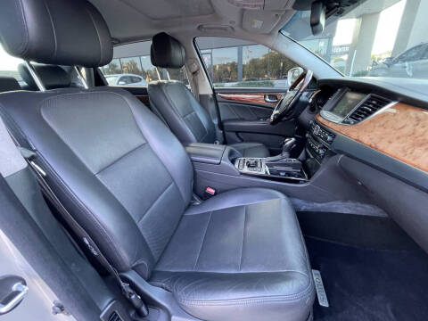 2014 Hyundai Equus Signature