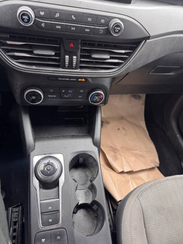 2020 Ford Escape S