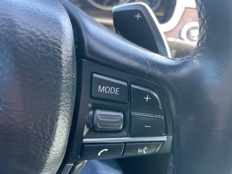 2016 BMW 5 Series 528i