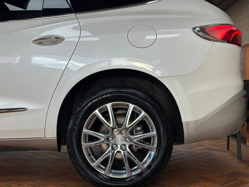 2022 Buick Enclave Essence