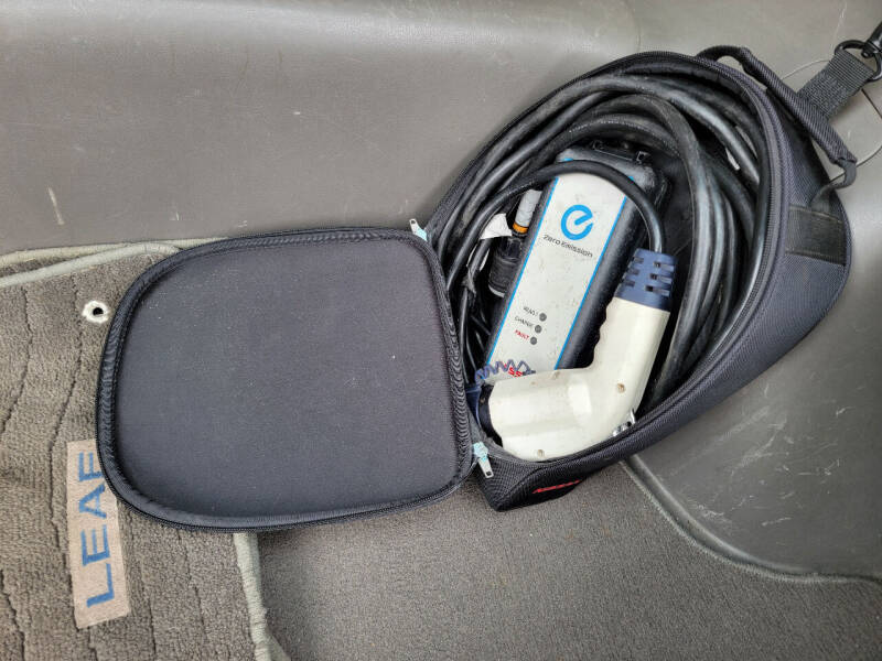 2012 Nissan LEAF SL