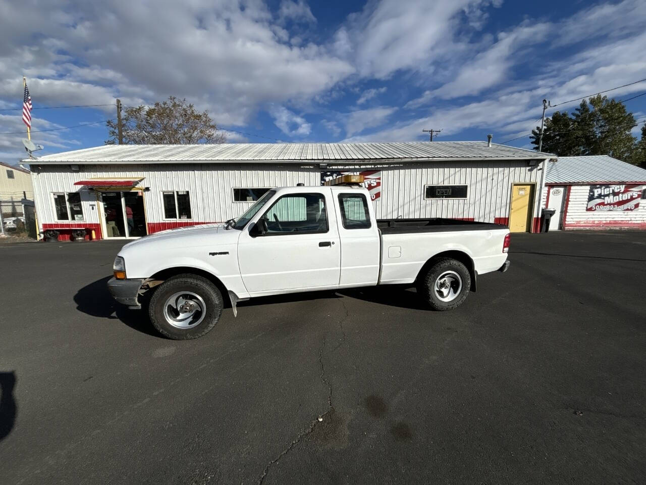 2000 Ford Ranger for sale at PIERCY MOTORS INC in Union Gap, WA