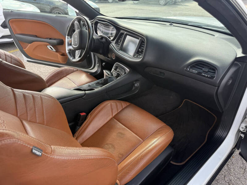 2016 Dodge Challenger SRT 392