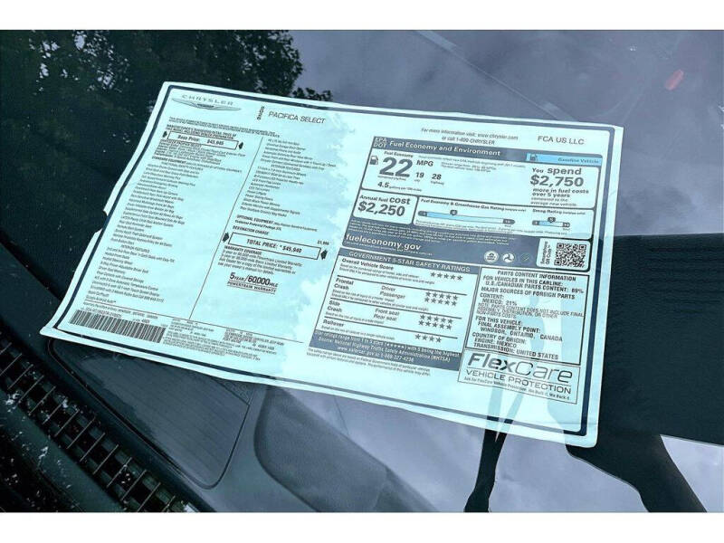 2026 Chrysler Pacifica Select
