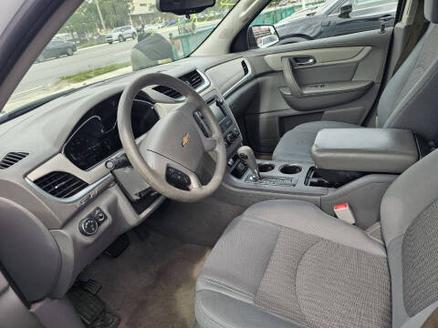 2017 Chevrolet Traverse LS