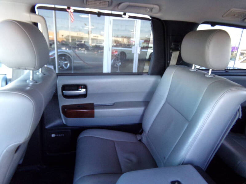 2016 Toyota Sequoia Platinum