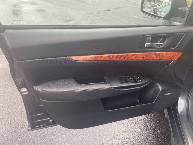 2012 Subaru Outback 2.5i Limited