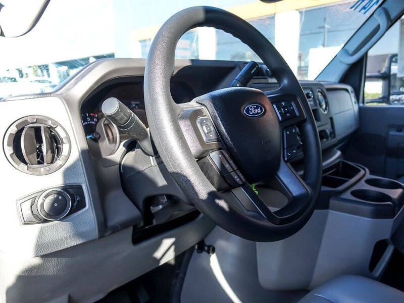 2024 Ford E-Series