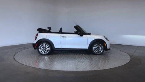 2026 MINI Convertible