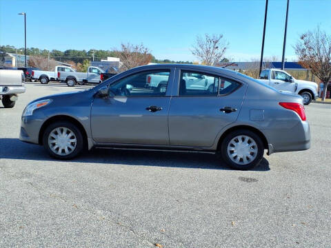 2017 Nissan Versa 1.6 S