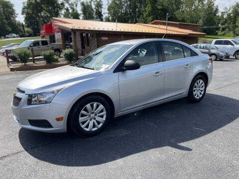 2011 Chevrolet Cruze for sale at Twin Rocks Auto Sales LLC in Uniontown PA