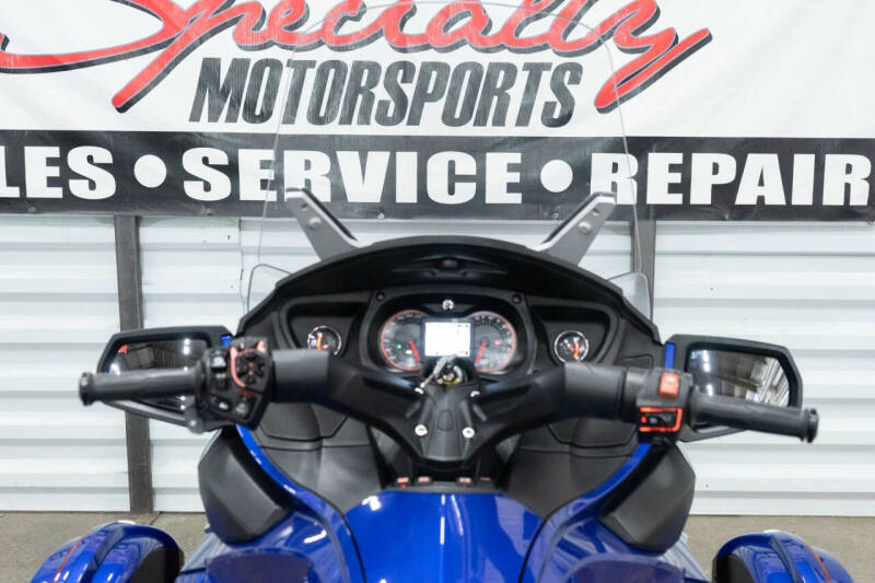 2013 Can-Am Spyder RT Limited