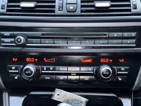 2012 BMW 5 Series 528i xDrive