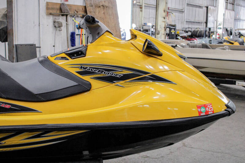 2013 Yamaha GP 800 R