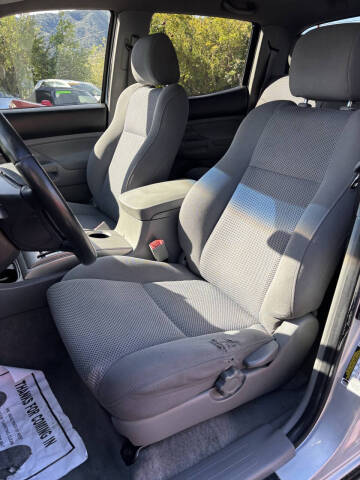 2005 Toyota Tacoma PreRunner V6