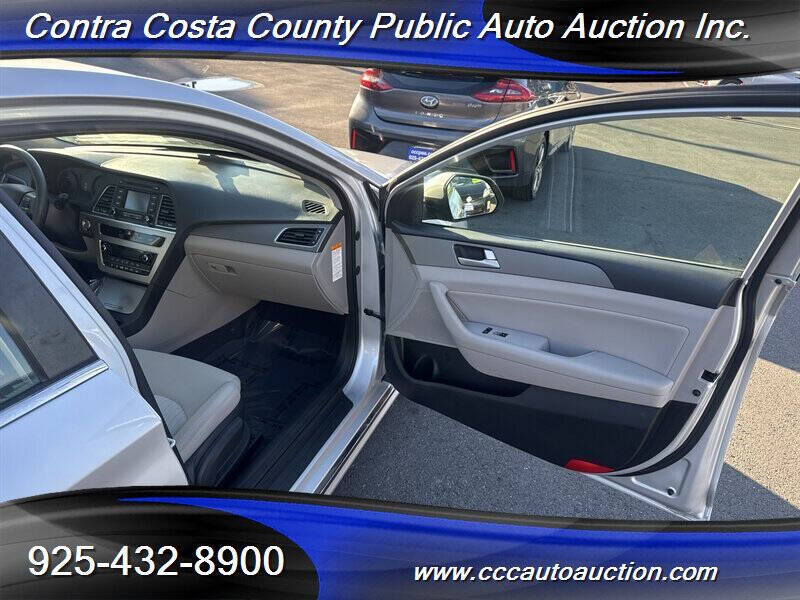 2016 Hyundai Sonata Hybrid SE