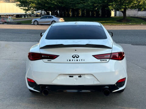 2017 Infiniti Q60 Red Sport 400