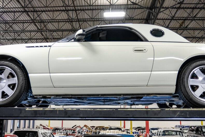 2002 Ford Thunderbird Deluxe