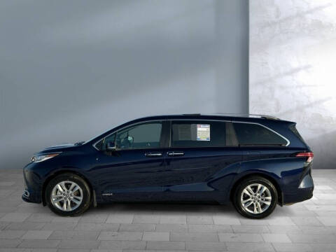 2021 Toyota Sienna Limited 7-Passenger