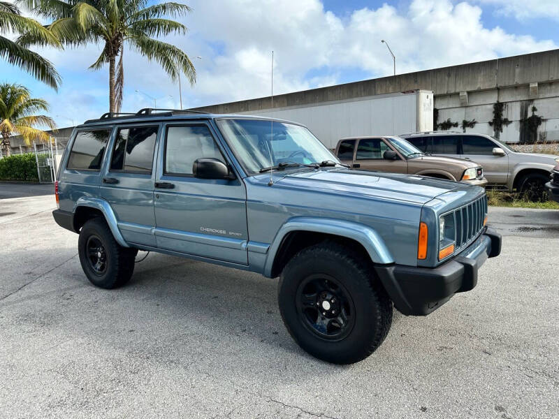 1999 Jeep Cherokee SPORT photo 3