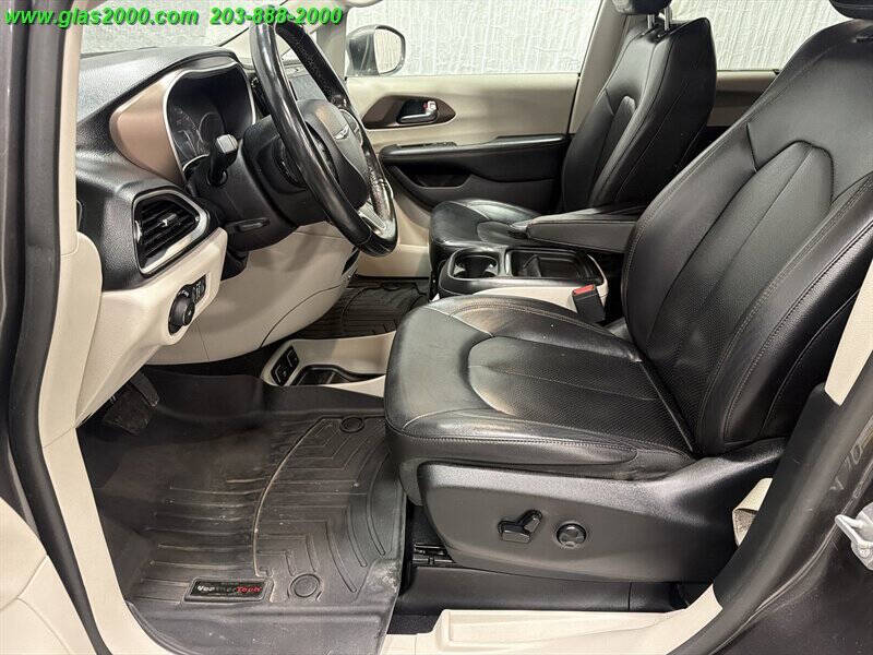 2019 Chrysler Pacifica Touring L