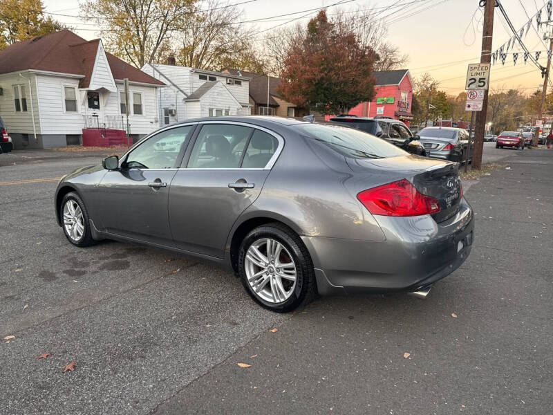 2012 INFINITI G Sedan Limited Edition photo 3