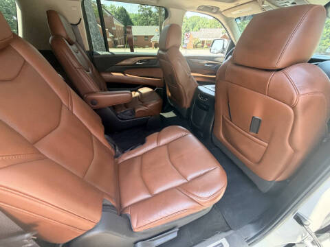 2017 Cadillac Escalade ESV Premium Luxury