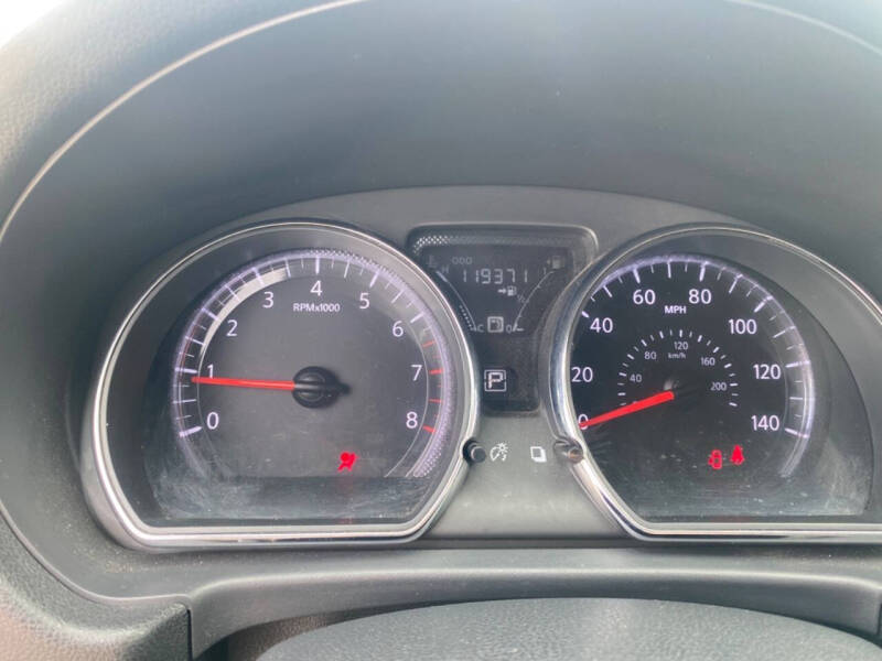 2019 Nissan Versa SV