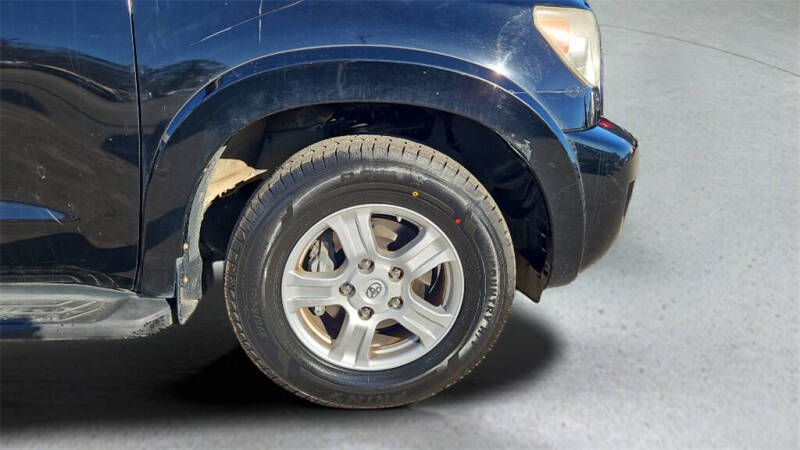 2014 Toyota Sequoia SR5